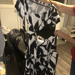 Women’s Black And White Dress (please Read Description)