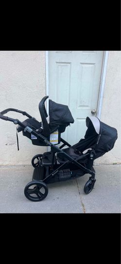 BABY TREND DOUBLE STROLLER