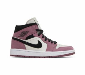 Women’s Air Jordan 1 Mid SE “Berry Pink”
