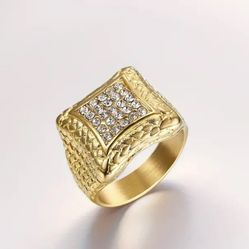 Exquisite 18 k gold plated Stainless Steel Ring, Luxurious Inlaid Cubic Zirconia Golden Ring, 
