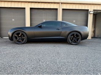 Black matte paint color