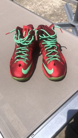 Lebron X Christmas Edition Nike Size 9