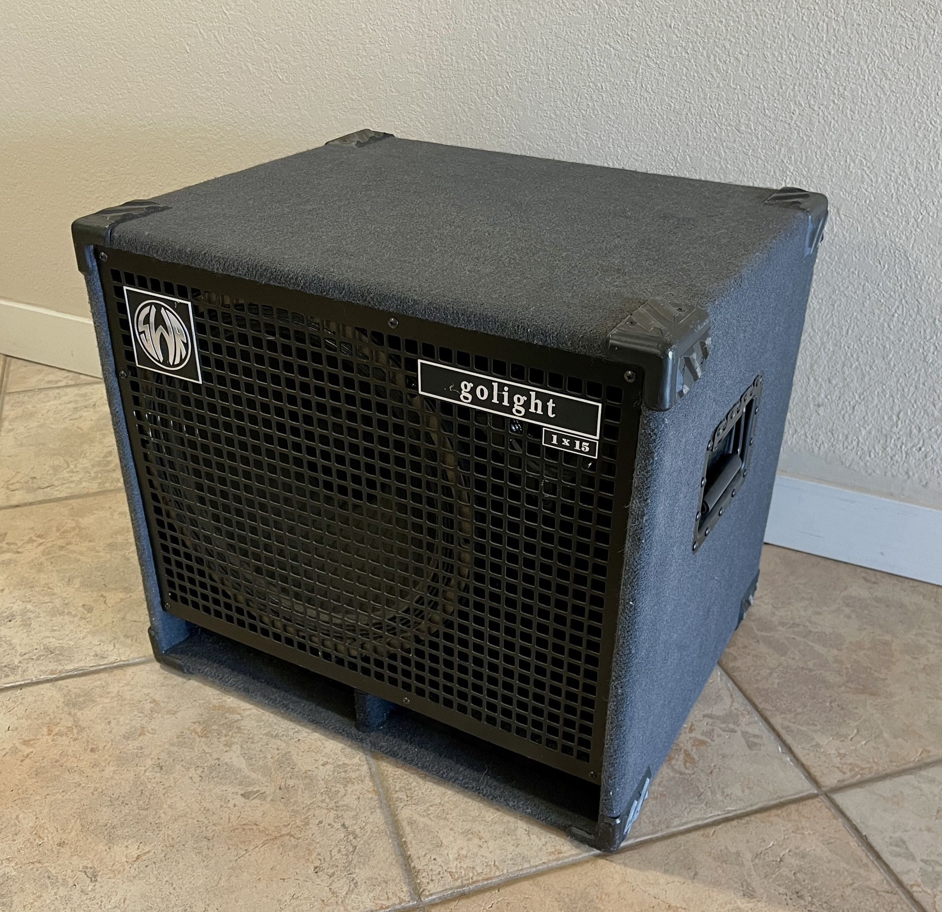 SWR golight 350W 1x15 Bass Speaker