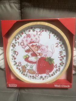 strawberry shortcake wall clock