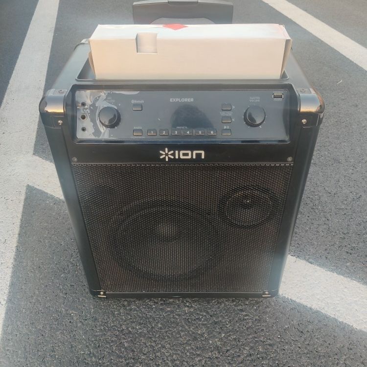 ION Explorer Ipa76s Bluetooth Speaker System for Sale in Rancho
