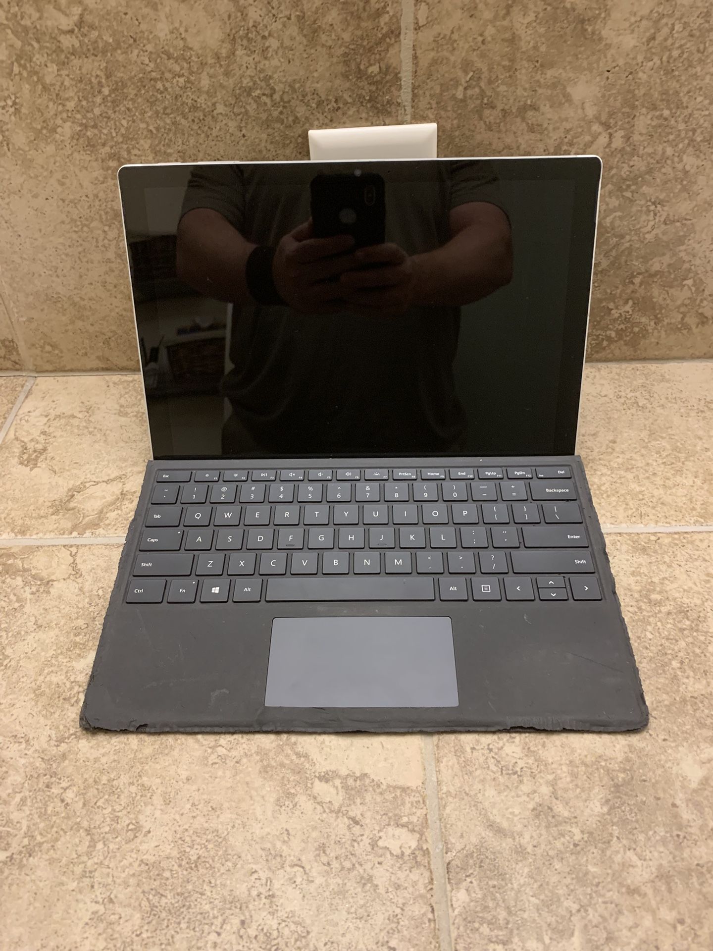 Surface Pro great specs but short battery life