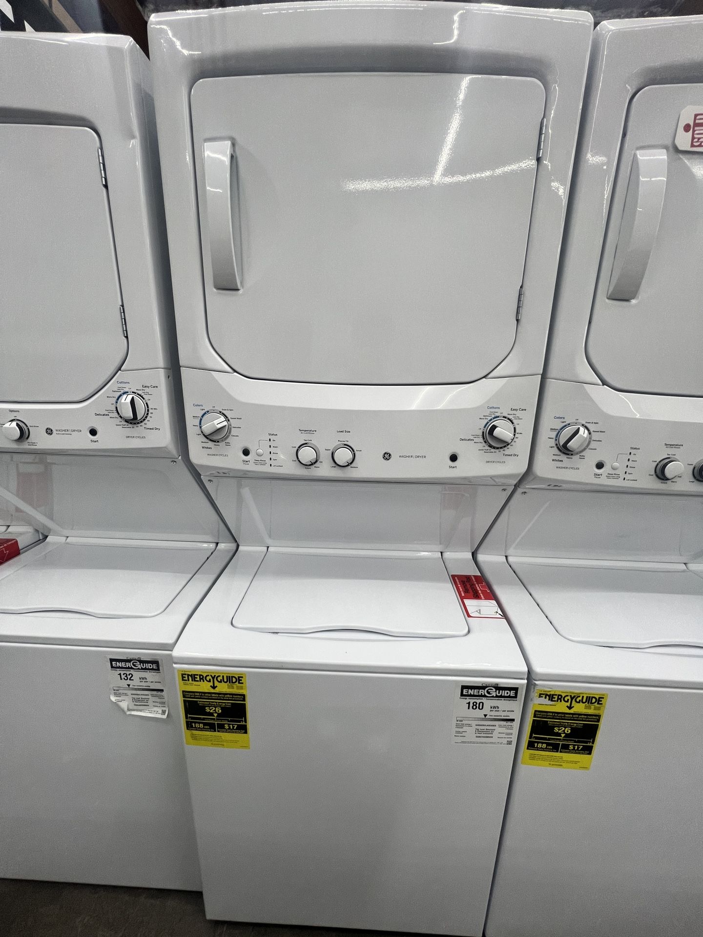 GE 3.8 cu. ft. Washer 5.9 cu. ft. Gas Dryer Combo