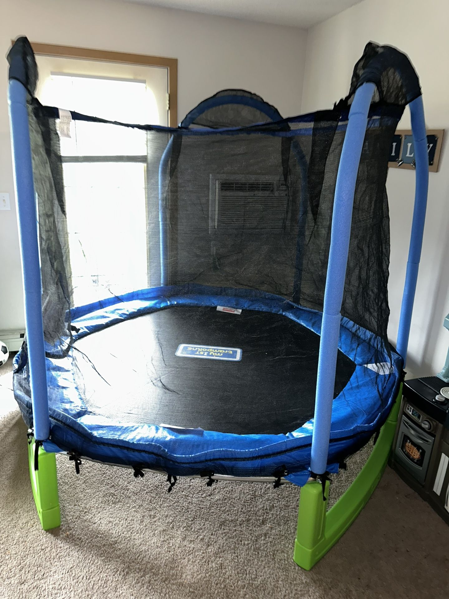 Kids 7ft Trampoline