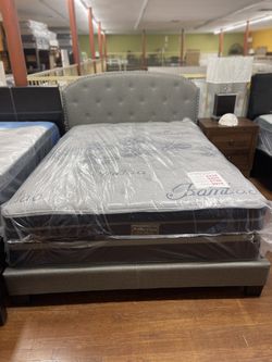 Full Size Bed - Headboard, Footboard, Rails & Slats