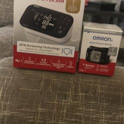 OMRON SERIES 10 & 7 BLOOD PRESSURE CUFFS AVAIL BOTH/ SINGLE! GOING FOR LESS THAN HALF RETAIL PRICE! 
