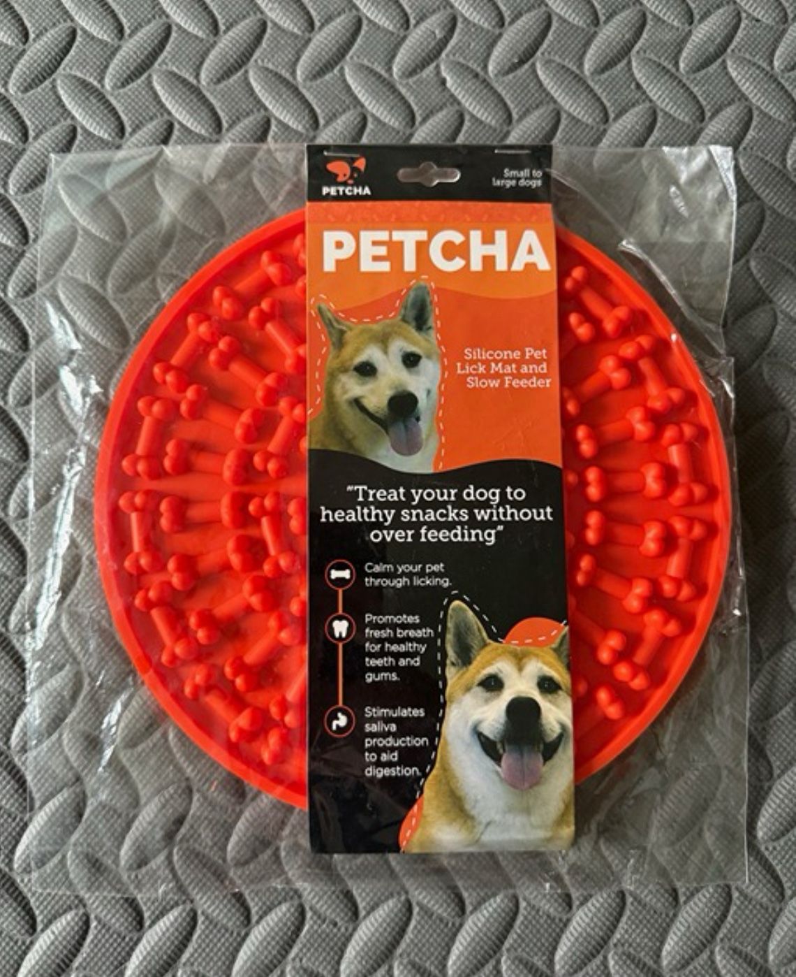 PETCHA Dog Silicone Pet Lick Mat and Slow Feeder
