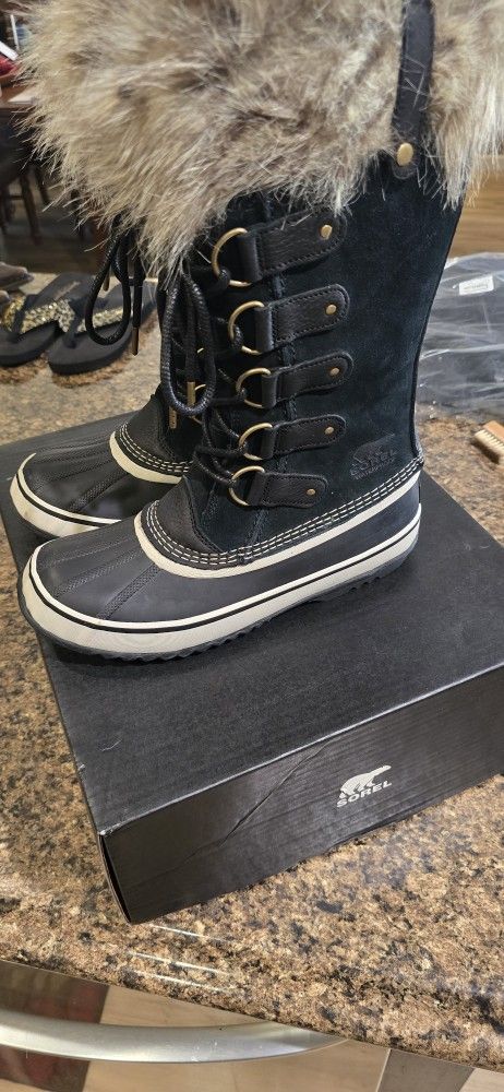 Sorel Artic Snow Boots Womens Size 10