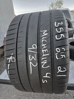 95% 335/25/21 MICHELIN 4s ZP TIRE