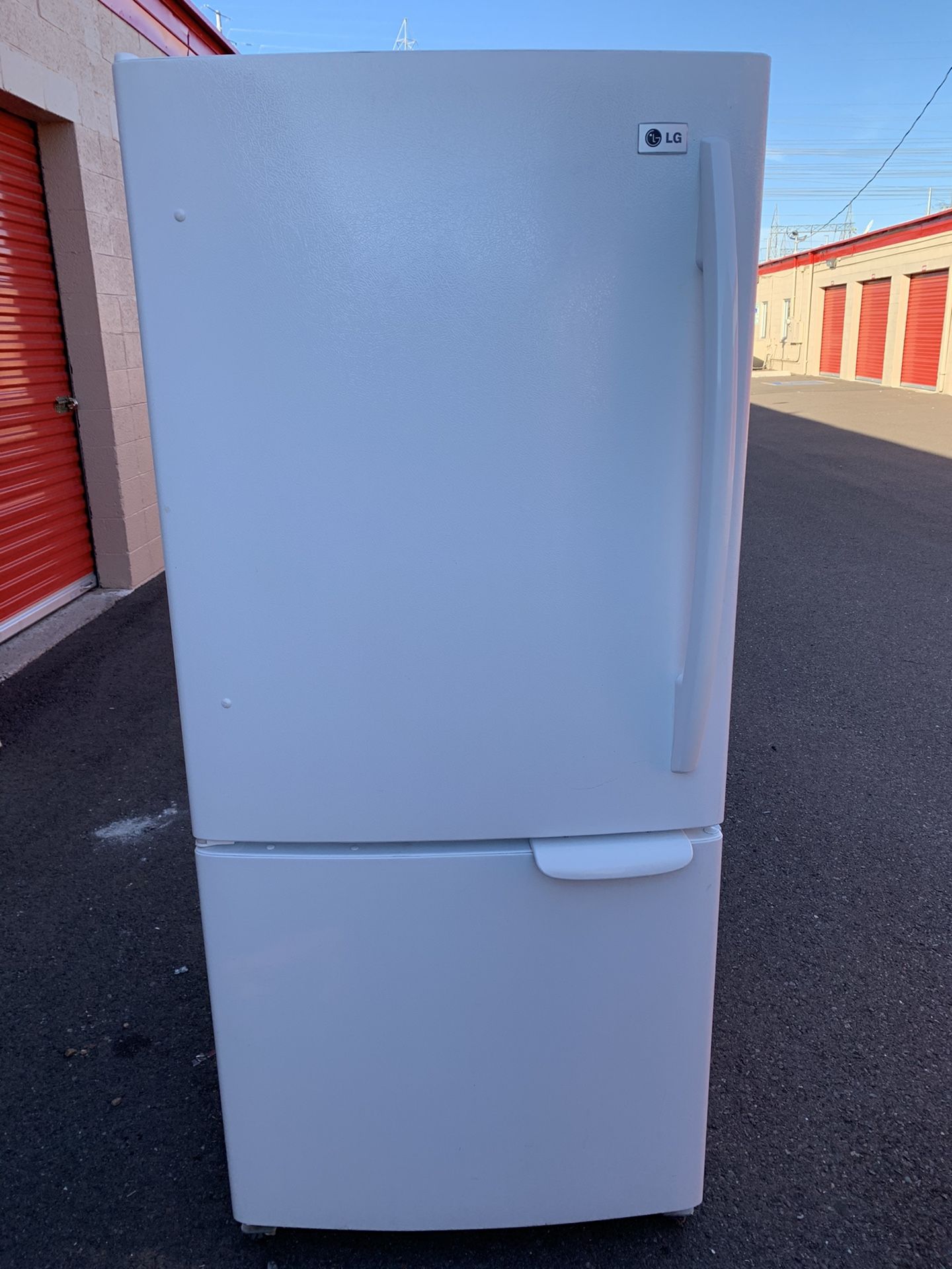 Refrigerator good condition