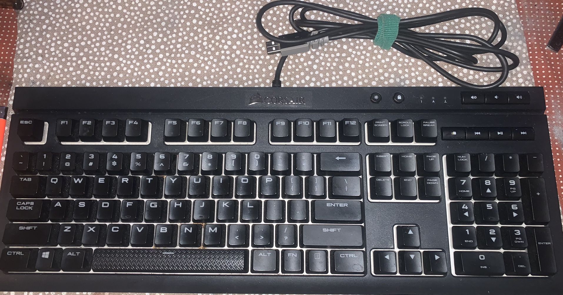 Corsair Mechanical Switch Gaming Keyboard