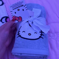 Hello Kitty Hand Towels
