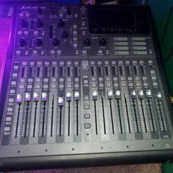 Used Behringer X32 Compact 40-channel Digital Mixer With Case