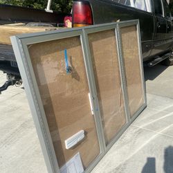 Giant 48x72 Enclosed Bulletin Board Locking  New With Keys 