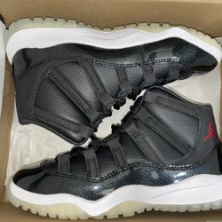 Size 1Y Jordan 11 72-10 Brand New 