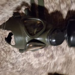 Gas Mask