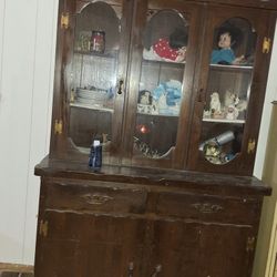 hutch 1972 Vintage Black Walnut