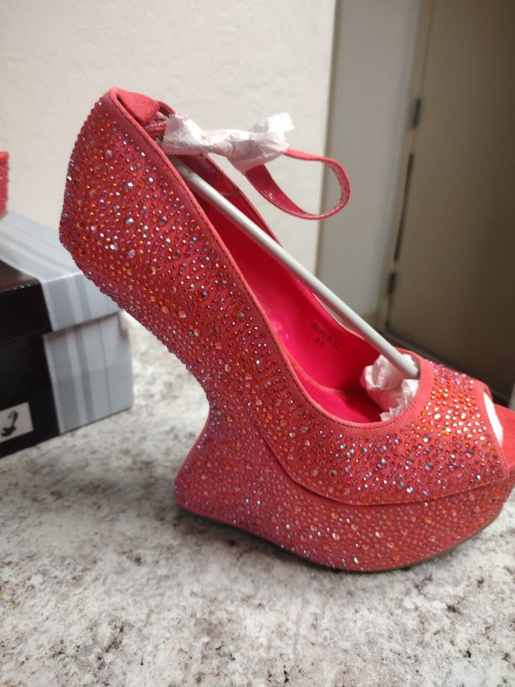 Brand New Size 8.5