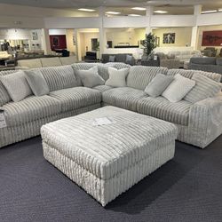 Stependous 3pc Sectional Sofa Alloy