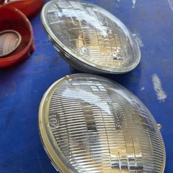 Chevelle 70-72 Headlights/taillights 