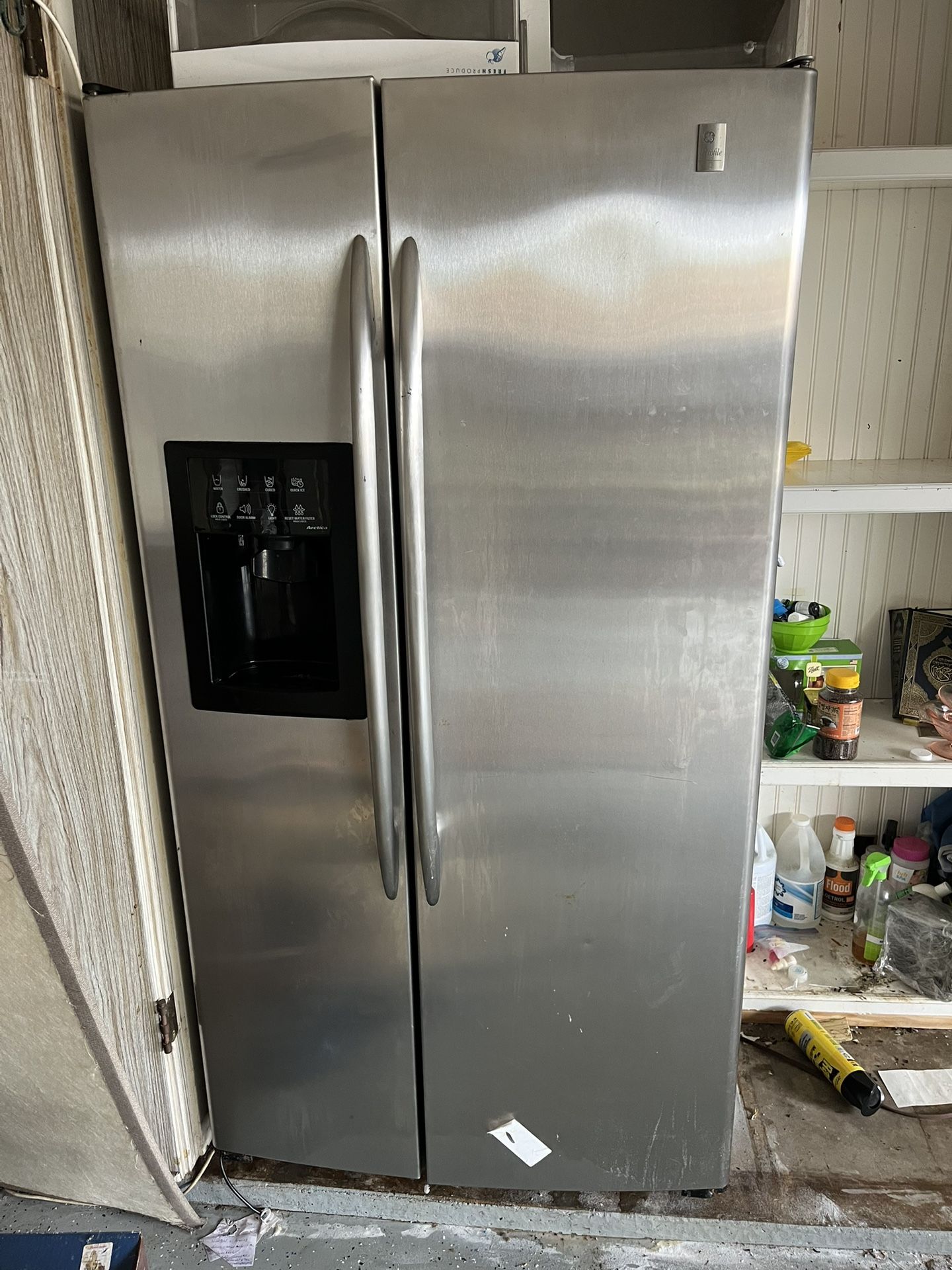 GE profile Fridge And Freezer Side By Side