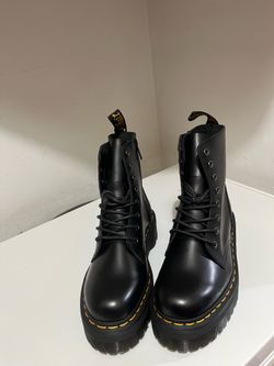 ✨New Dr. Marten Jadon Smooth Leather Platforms