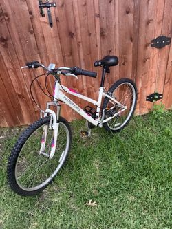 Nishiki Mountain Bike White Pink
