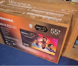 55” HISENSE UD7 QLED TV NEWIN BOX!