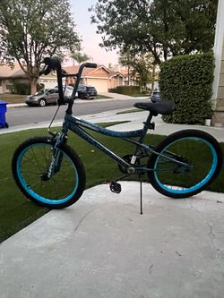 20” bmx bike huffy hyro for kids or small adults