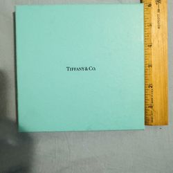 Tiffany & Con gift card box 6” X 6” Like New