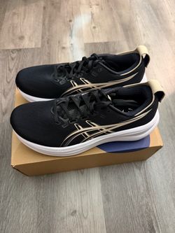ASICS Gel Nimbus 28 size 9.5 new