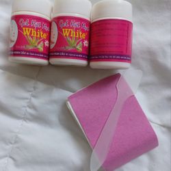 3PCS Gel hut mun ALOE VERA BLACKHEAD PIMPLE PORE ACNE NOSE STRIPS BLACKHEAD WHITEHEAD PEEL MASK REMOVER GEL
 Lot 24