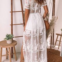 Small Honey punch White Jumper Maxi Lace Dress