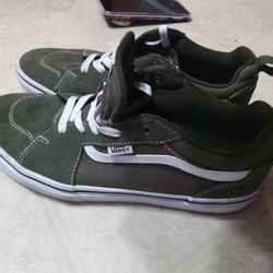 Van' Green Sneakers Youth Size 7 Like Brand New