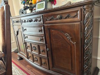 Solid Wood Buffet / Sideboard Cabinet – Traditional Style