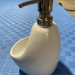Soap And Sponge Dispenser