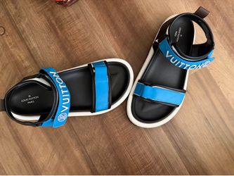 Louis Vuitton pool pillow Sandles