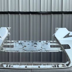 ORIGINAL WHITE 2017 2018 2019 2020 LEXUS IS FRONT BUMPER OEM F SPORT