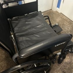 Extra Large Heavy Duty Wheelchair- Drive Medical Sentra EC Wheelchair W/24” Seat Width + Footrests 