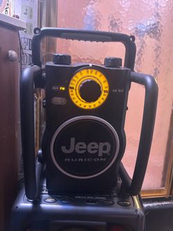 Jeep Rubicon Radio AM FM Rugged Outdoor AC/DC Boom Box Vintage Collectible JXRR