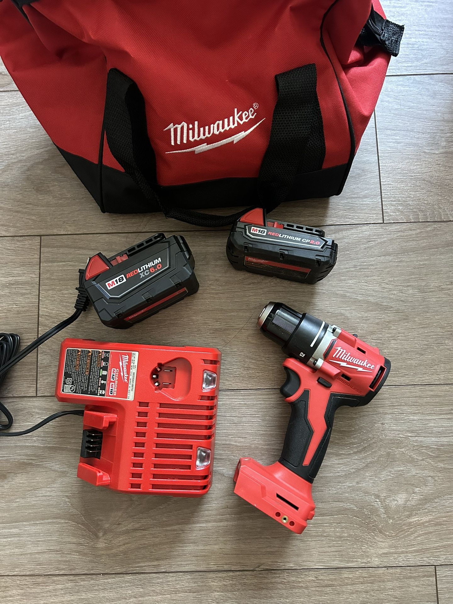 Milwaukee M18 Compact Drill Set