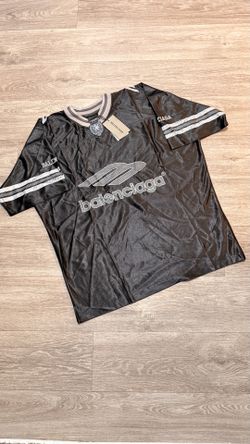 BaIenciaga Jersey - SALE 🚨