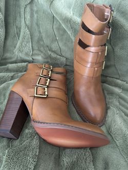 Women’s Shoes