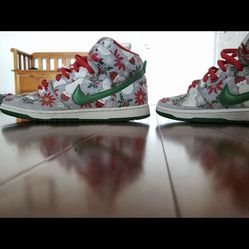 Nike Dunk SB High Concepts Ugly Christmas Sweater Grey Size 10