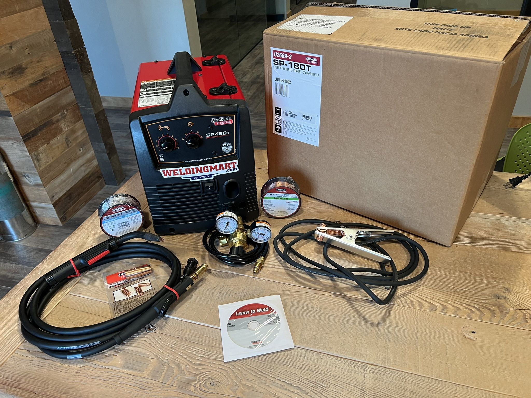 Lincoln SP-180T MIG Welder Package