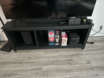 Black tv stand
